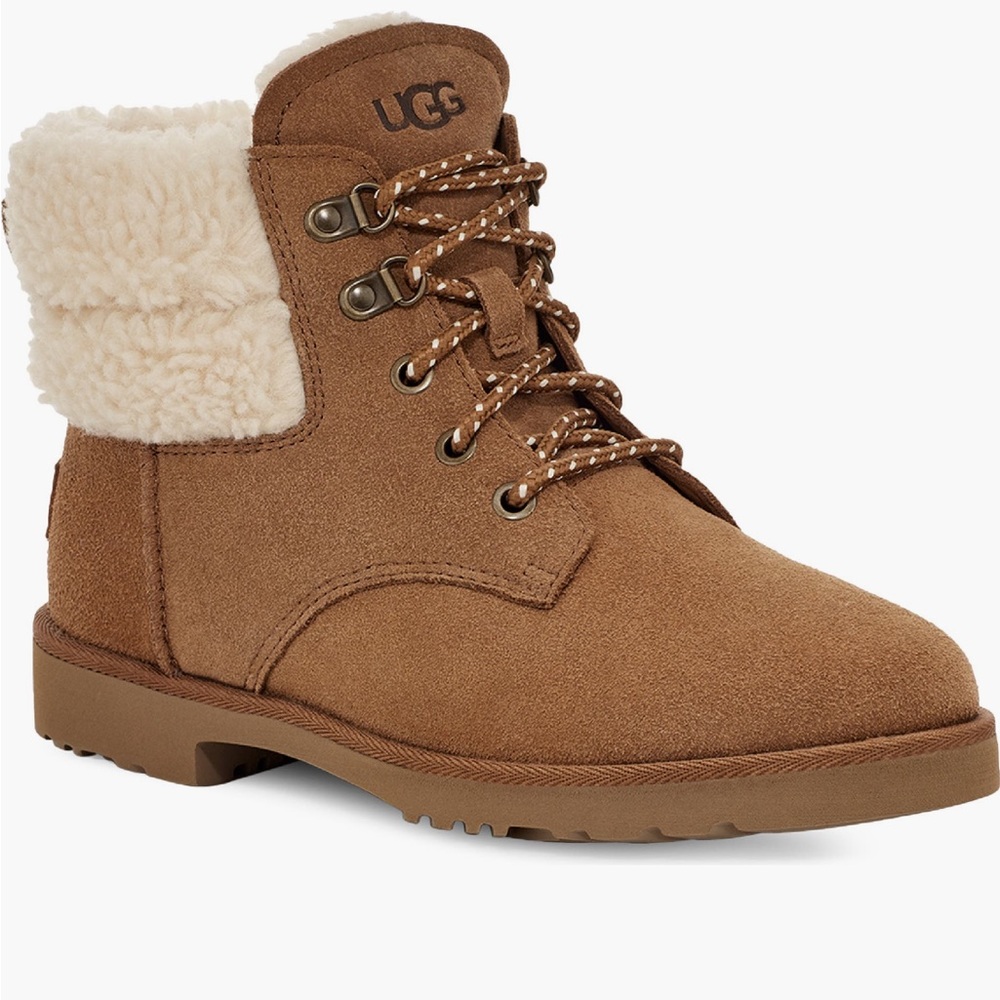 UGG Romely Heritage Boot NWOT Size 8.5